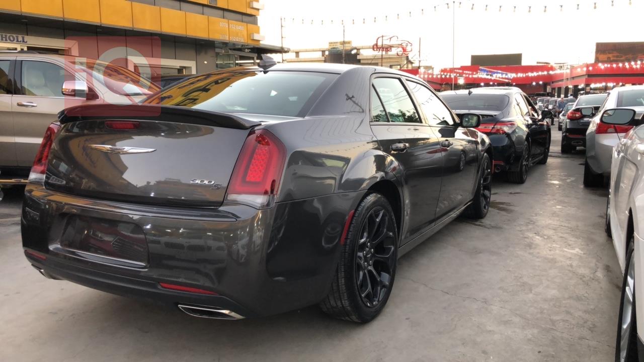 Chrysler 300